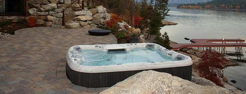 Ideas For Creating Your Perfect Outdoor Autumn Hot Tub Oasis